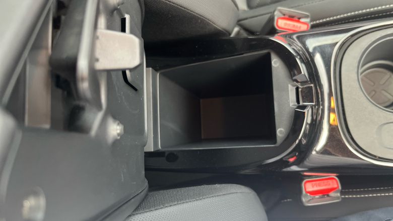 Nissan Juke 1.0 DiG-T Tekna 5dr DCT Petrol Hatchback